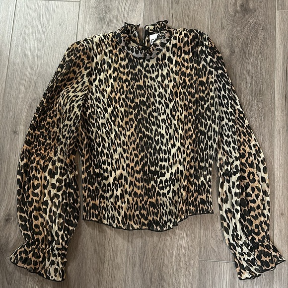 Ganni Pleated Leopard Print Georgette High Neck Blouse - Picture 2 of 6